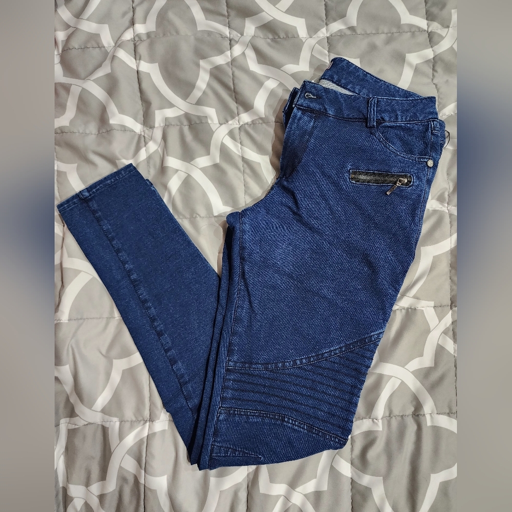 Romeo and Juliet Dark Blue Skinny Jeans Size M low Rise